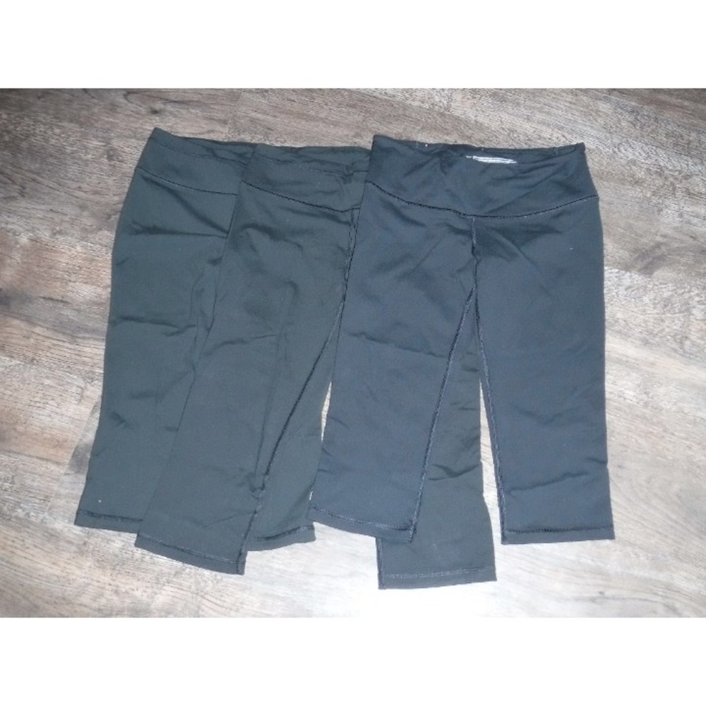 VSX Victoria‎ Secret Sport capri legging bundle Small